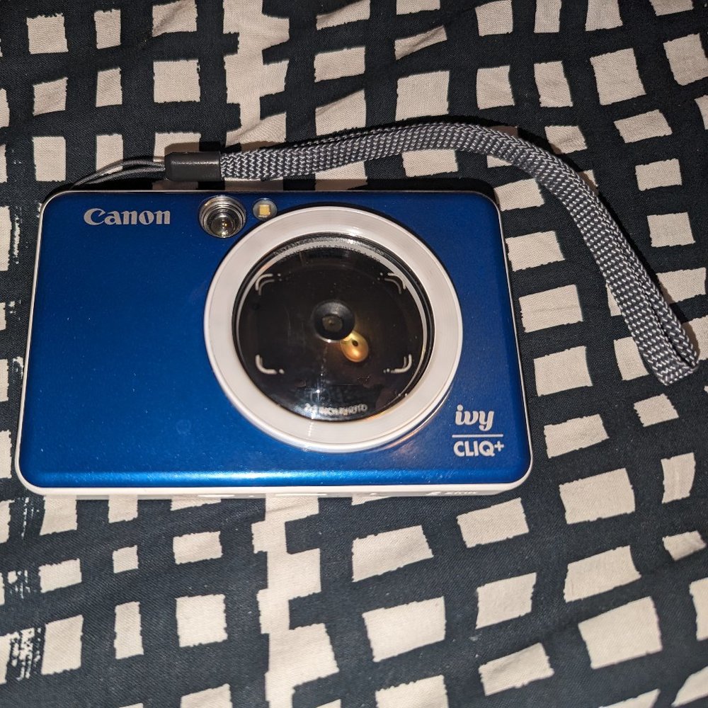 Canon IVY CLIQ Instant Camera